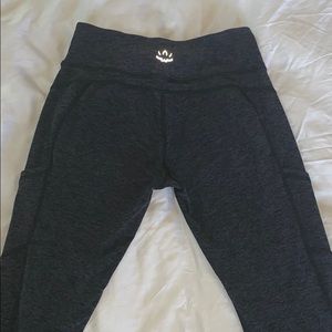 Beyond Yoga crop leggings